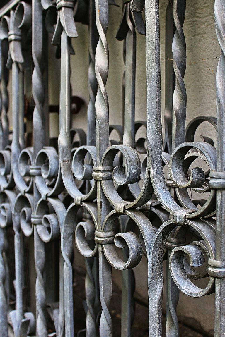 Vendita Prodotti in ferro battuto - Ferro Battuto SiDerarte 4 768x1152